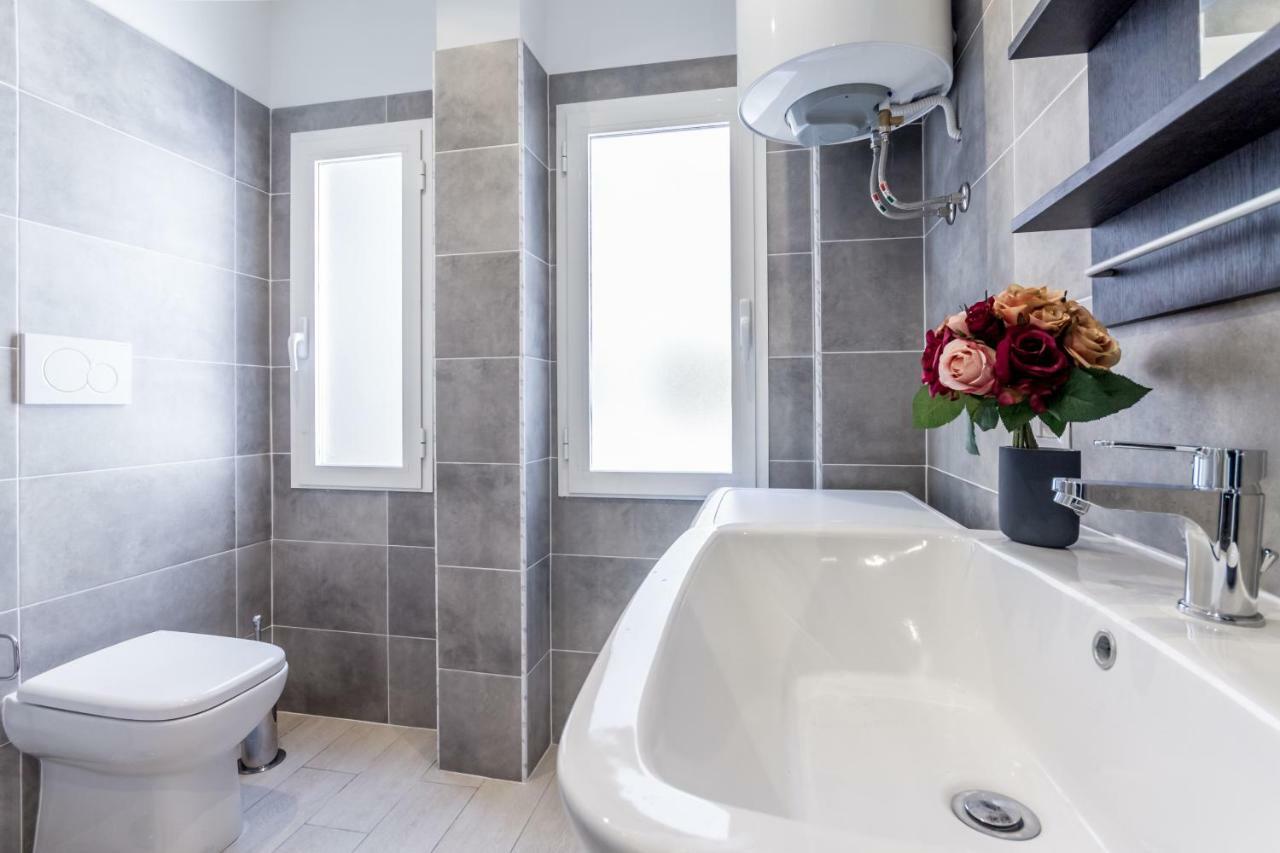 Marconi 94 - Apartment&private * Roma